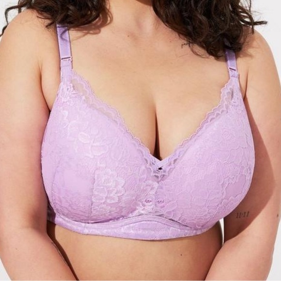 Torrid wireless push-up bra - Picture 2 of 8